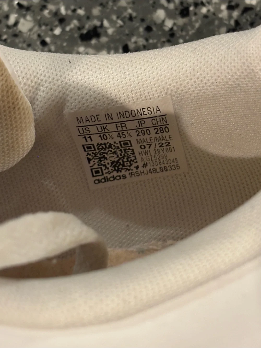 adidas Advantage White Sneakers with Black Heel Tab